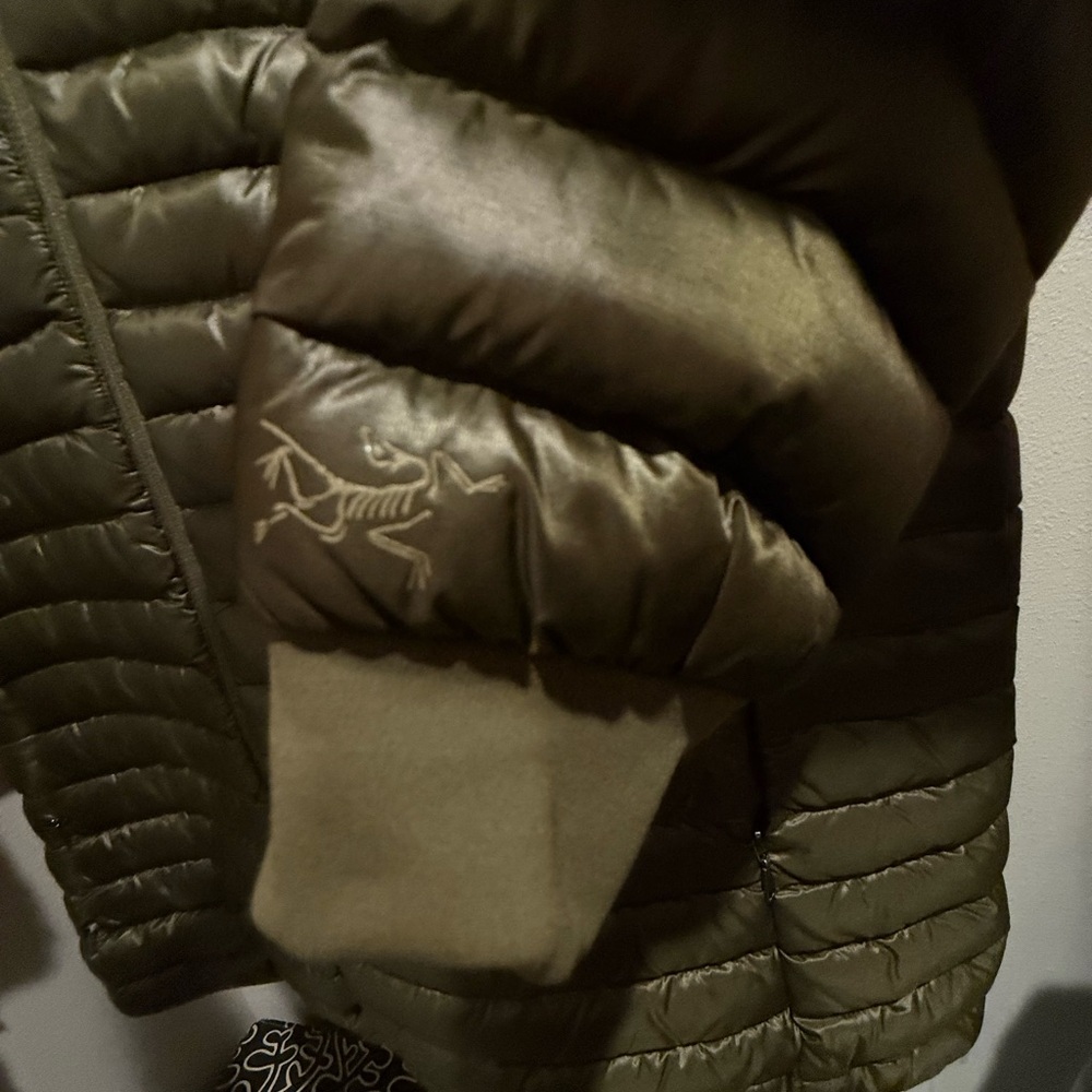 Arc'teryx Green Jacket - Picture 4 of 7